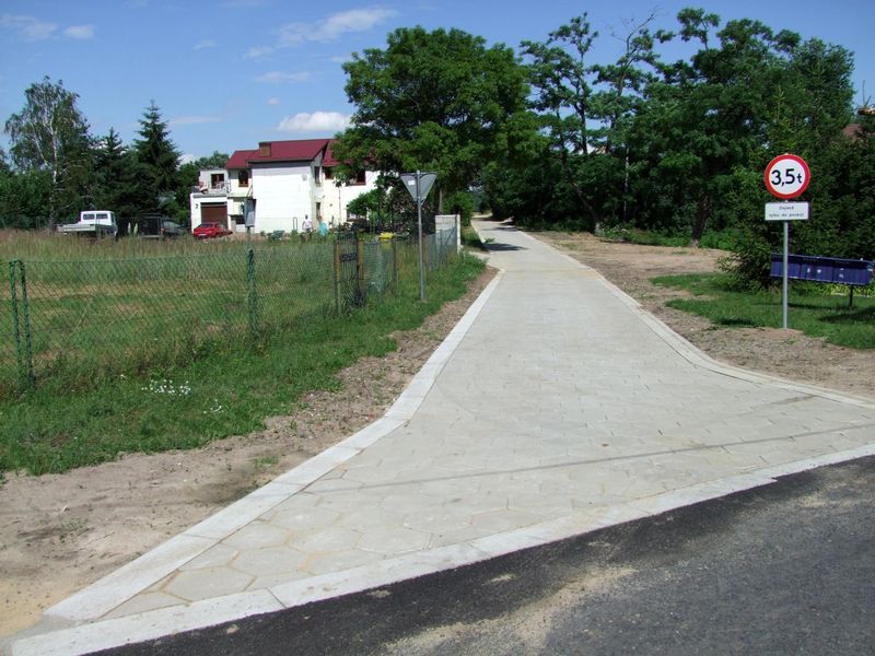 Zakończenie przebudowy drogi w Lechitowie